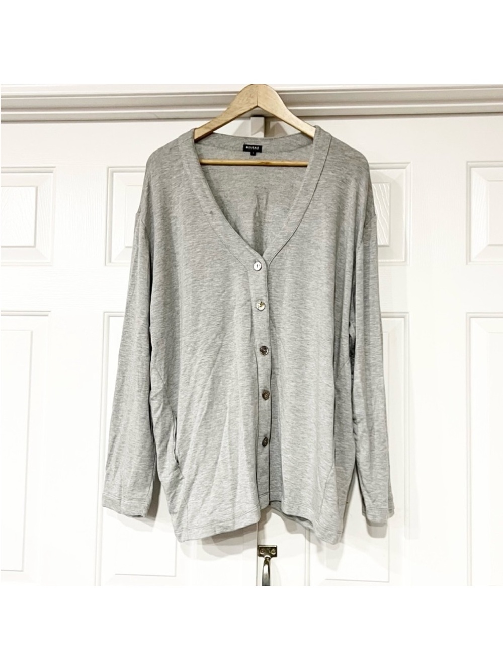 Bleusalt Oversized Cardigan size 6 / 2X / Black - Abalone Buttons + Pockets